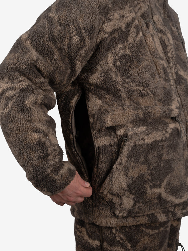 Vented side zippers
