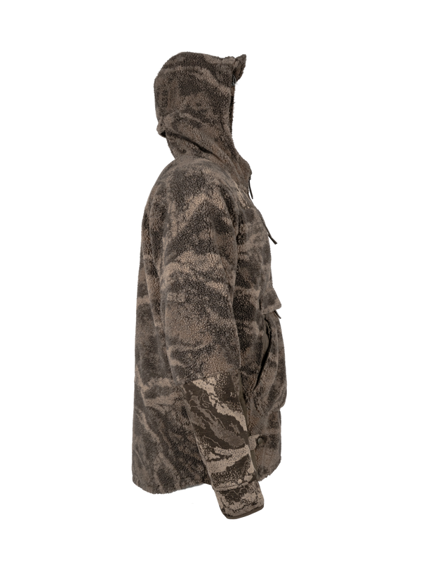 Double-paneled cuffs and extended drop tail