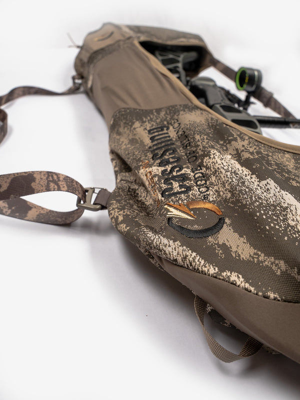 Adjustable connection and shoulder strap straps