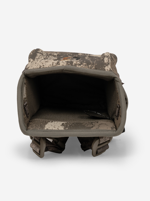 Customizable interior capacity and adjustable tension for secure, streamlined fit
