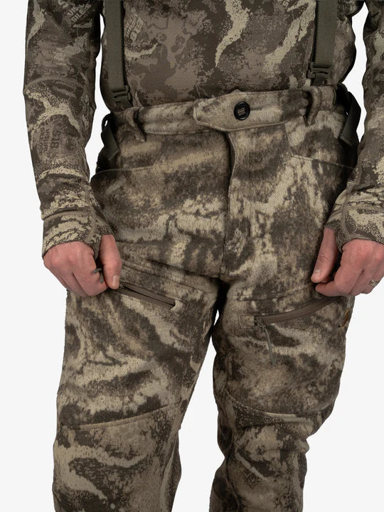 Angled top zippered side pockets and rear pocket