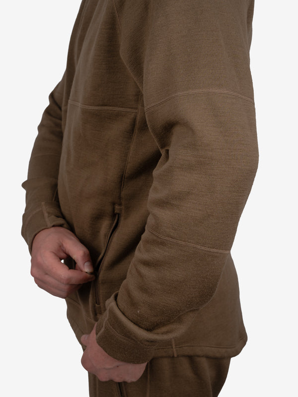 Vented kangaroo pocket